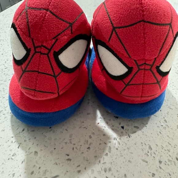 Spiderman toddler slippers - Picture 2 of 11